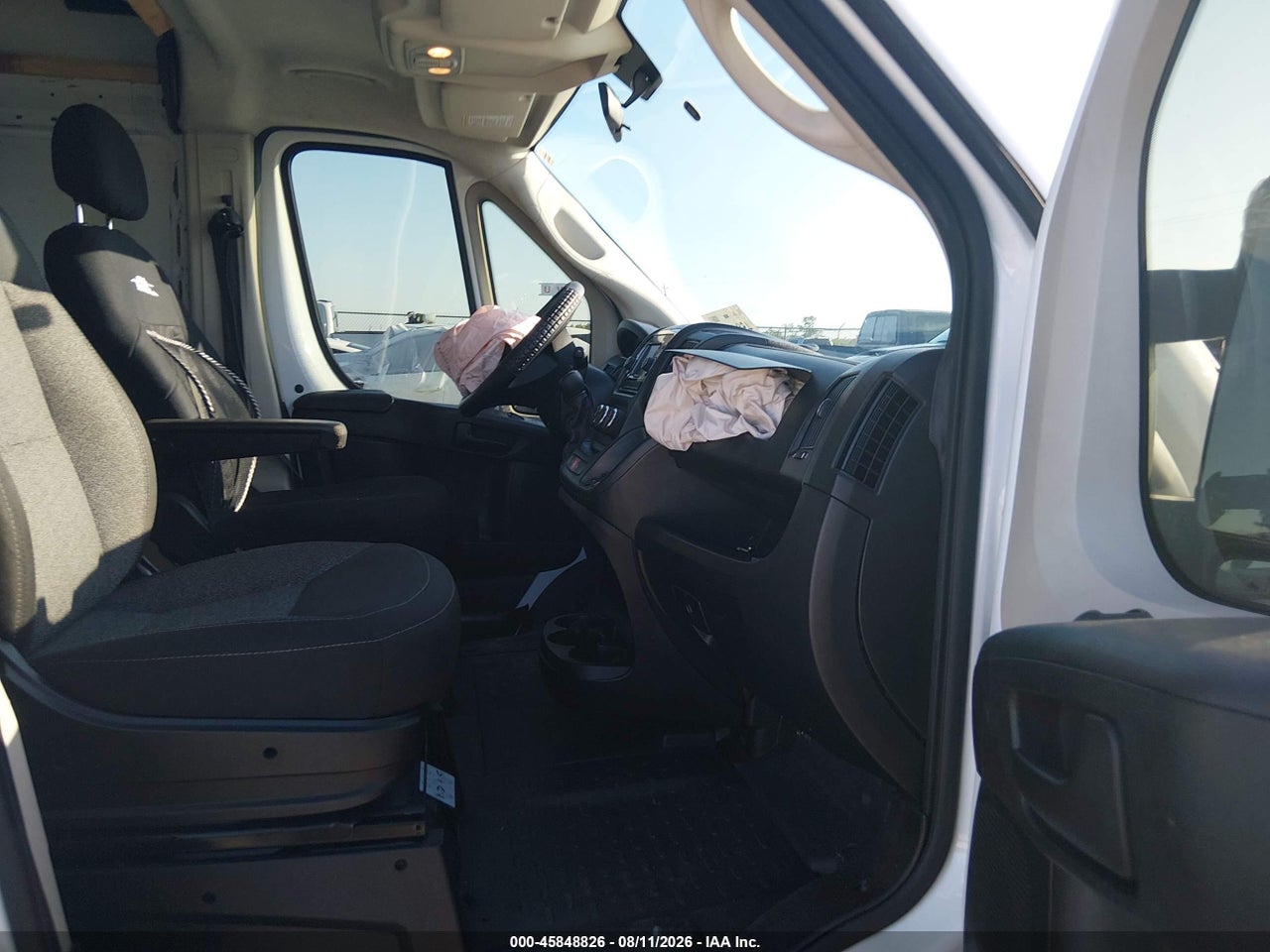 2020 RAM PROMASTER 2500 · 5/10