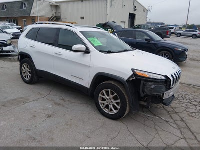 1C4PJMLB9JD****** · 2018 JEEP CHEROKEE LATITUDE PLUS 4X4
