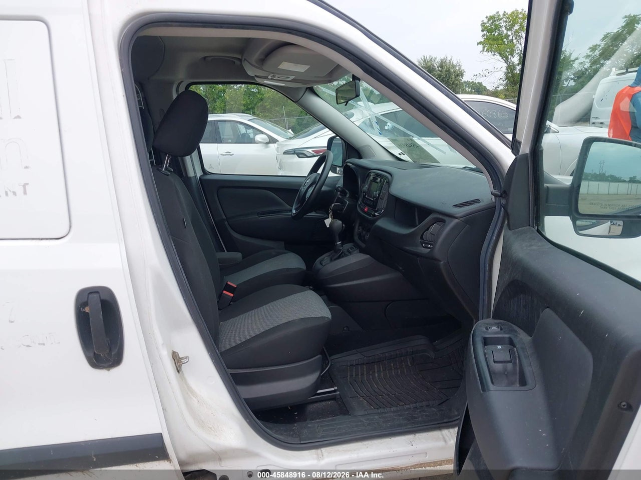 2019 RAM PROMASTER CITY TRADESMAN · 5/8