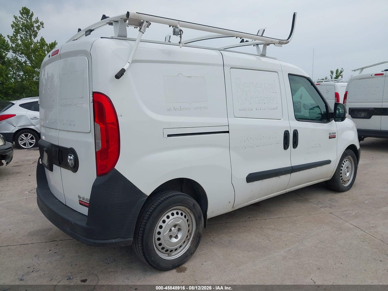2019 RAM PROMASTER CITY TRADESMAN · 4/8