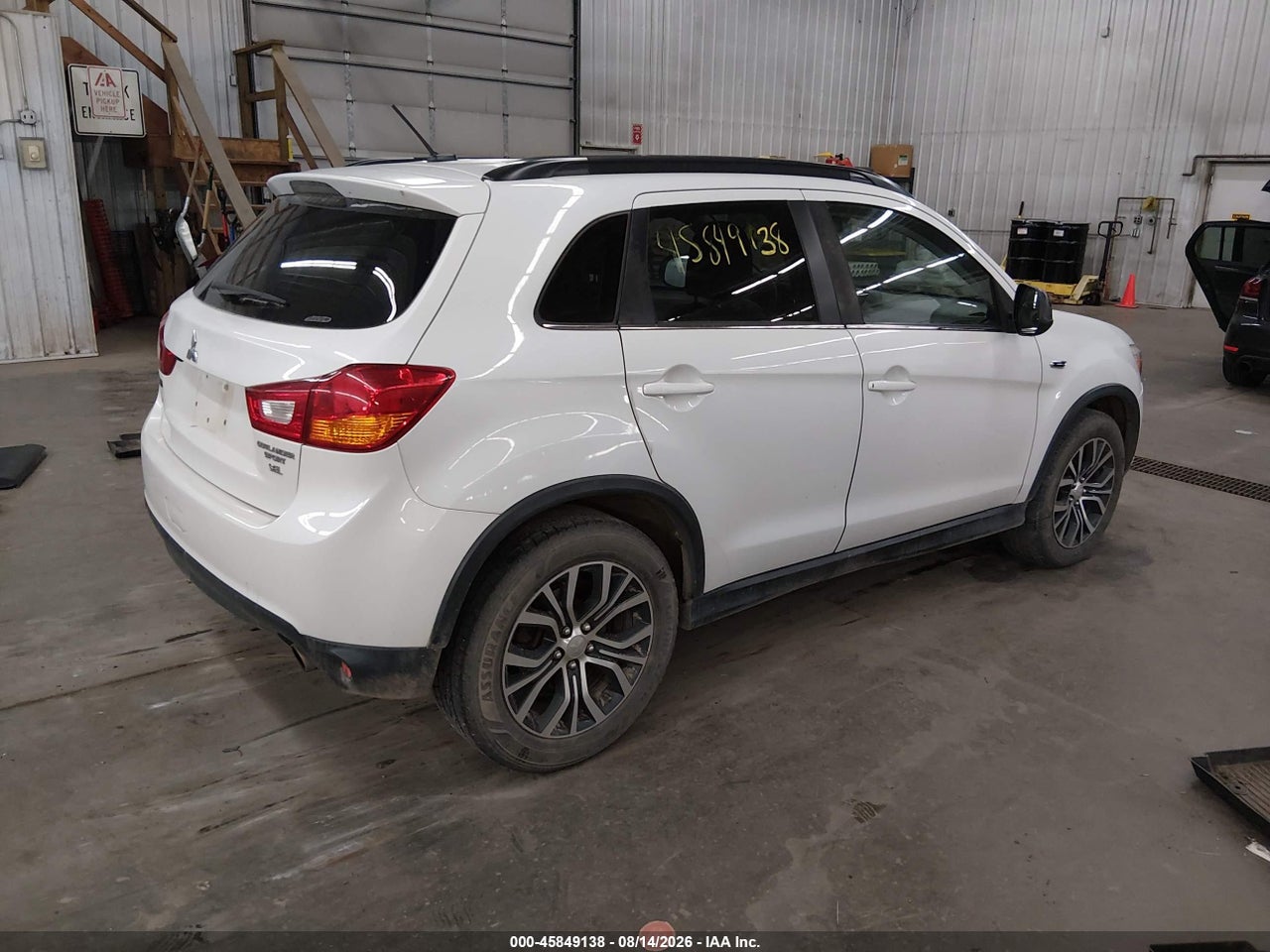2016 MITSUBISHI OUTLANDER SPORT 2.4 SEL · 4/11