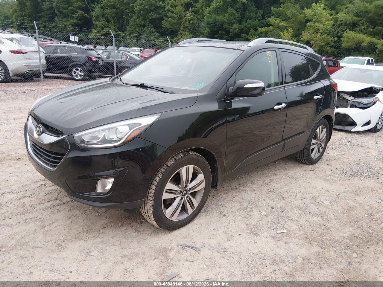 KM8JUCAGXFU****** · 2015 HYUNDAI TUCSON LIMITED · 2/11