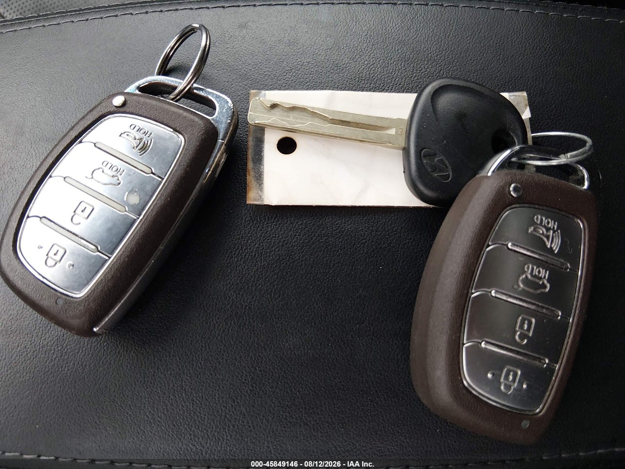 KM8JUCAGXFU****** · 2015 HYUNDAI TUCSON LIMITED · 11/11