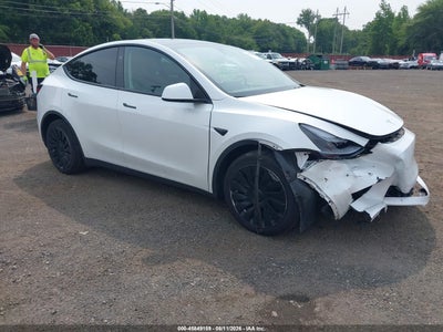 7SAYGAEE1PF****** · 2023 TESLA MODEL Y AWD/LONG RANGE DUAL MOTOR ALL-WHEEL DRIVE