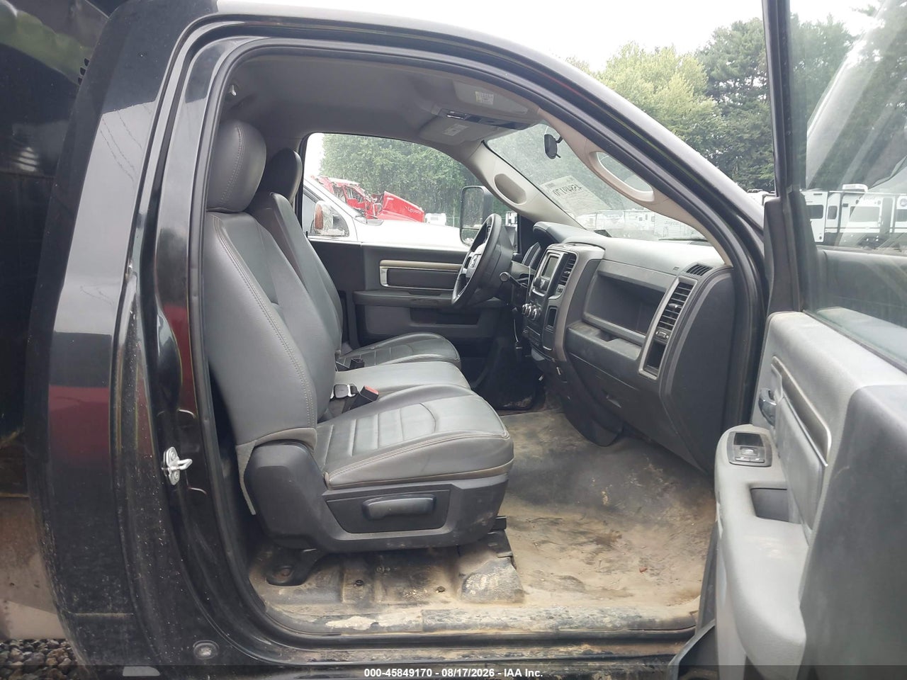 2018 RAM 5500 CHASSIS TRADESMAN/SLT · 5/11
