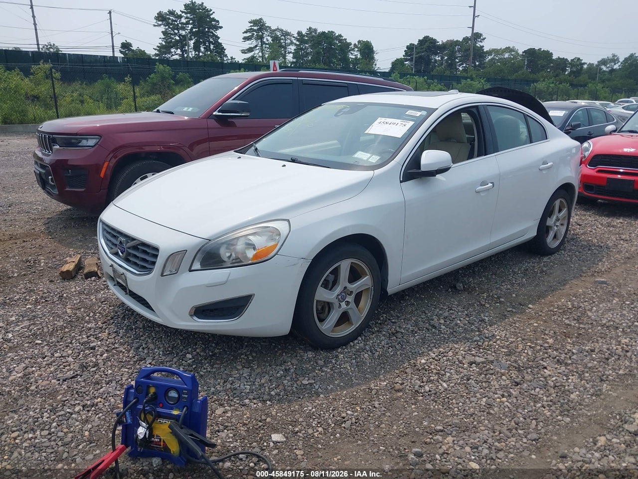 2013 VOLVO S60 T5/T5 PLATINUM/T5 PREMIER/T5 PREMIER PLUS · 2/11
