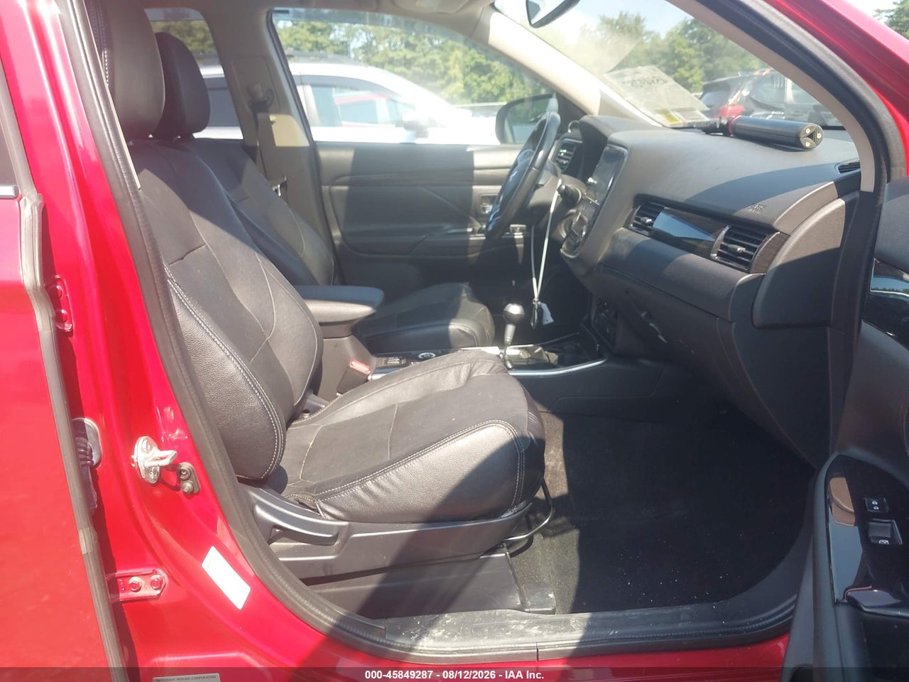 2017 MITSUBISHI OUTLANDER SE/SEL · 5/11