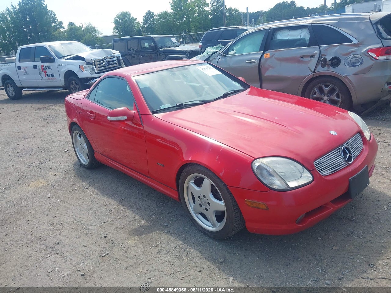 WDBKK49F01F****** · 2001 MERCEDES-BENZ SLK 230 KOMPRESSOR