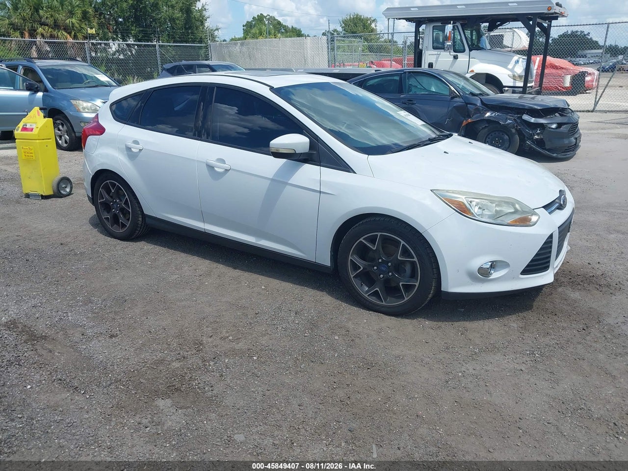 1FADP3K24EL****** · 2014 FORD FOCUS SE