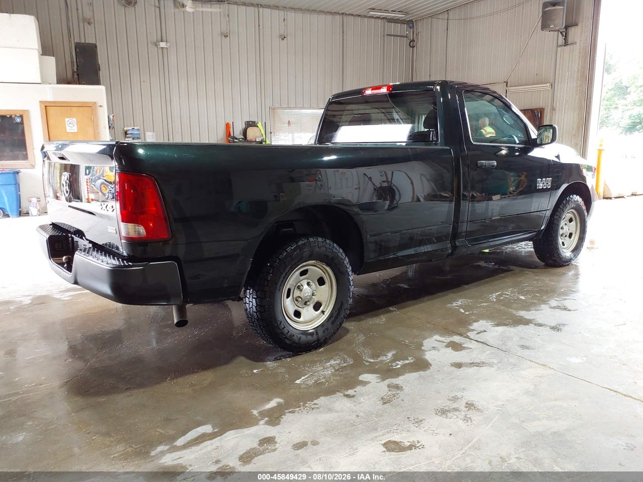 2017 RAM 1500 TRADESMAN  4X4 8' BOX · 4/11