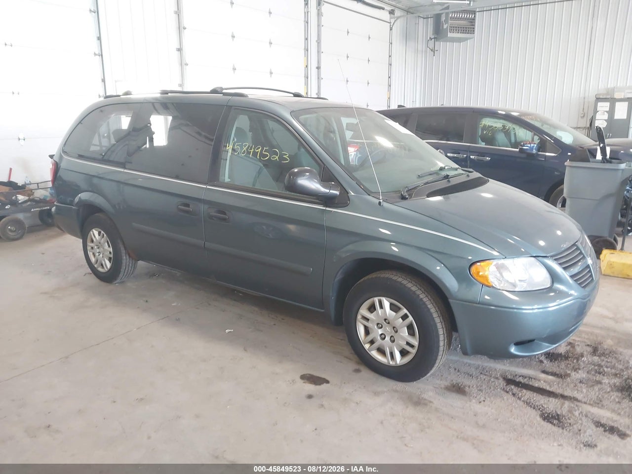 2005 DODGE GRAND CARAVAN SE