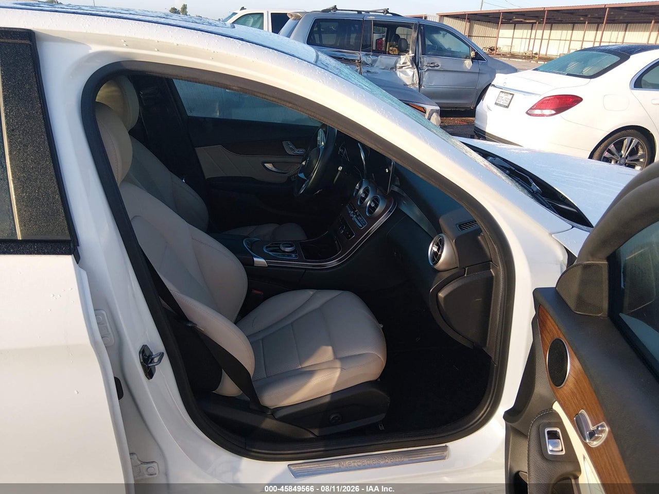 2020 MERCEDES-BENZ C 300 · 5/11