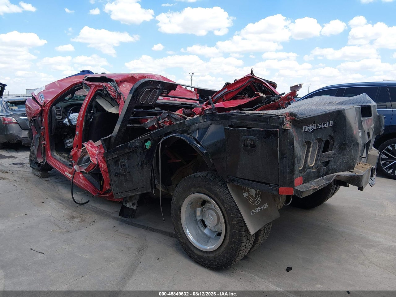 2022 RAM 3500 TRADESMAN  4X4 8' BOX · 4/10