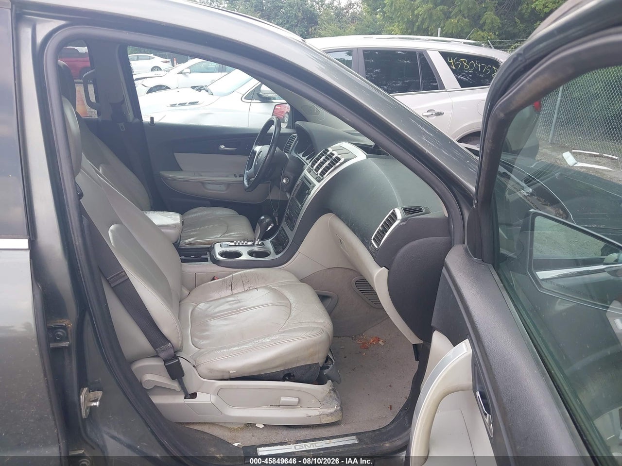 1GKKVRED8BJ****** · 2011 GMC ACADIA SLT-1 · 5/11