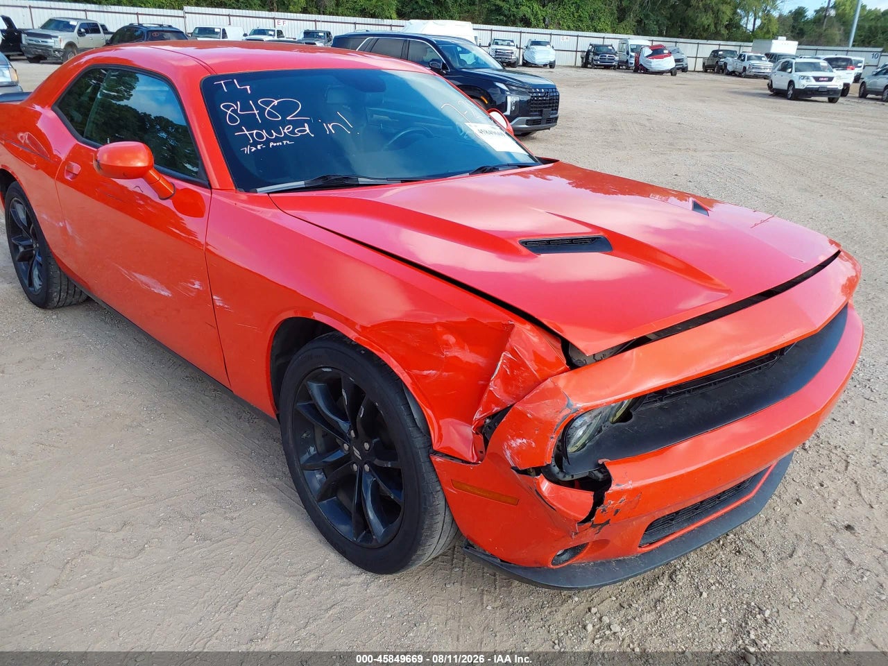 2017 DODGE CHALLENGER SXT · 6/11