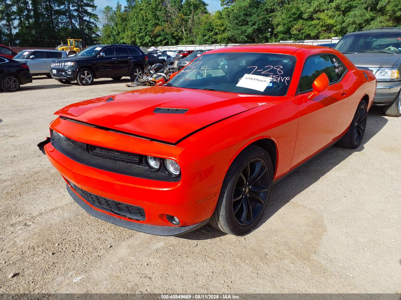 2017 DODGE CHALLENGER SXT · 2/11