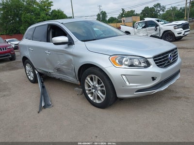 YV440MDKXF2****** · 2015 VOLVO XC60 T5 PREMIER