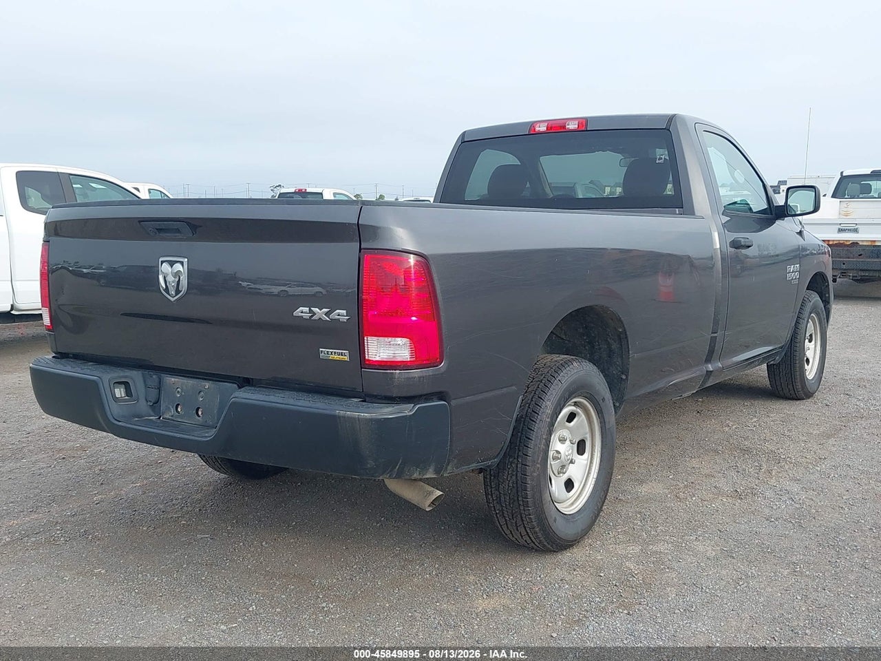 2019 RAM 1500 CLASSIC TRADESMAN  4X4 8' BOX · 4/11