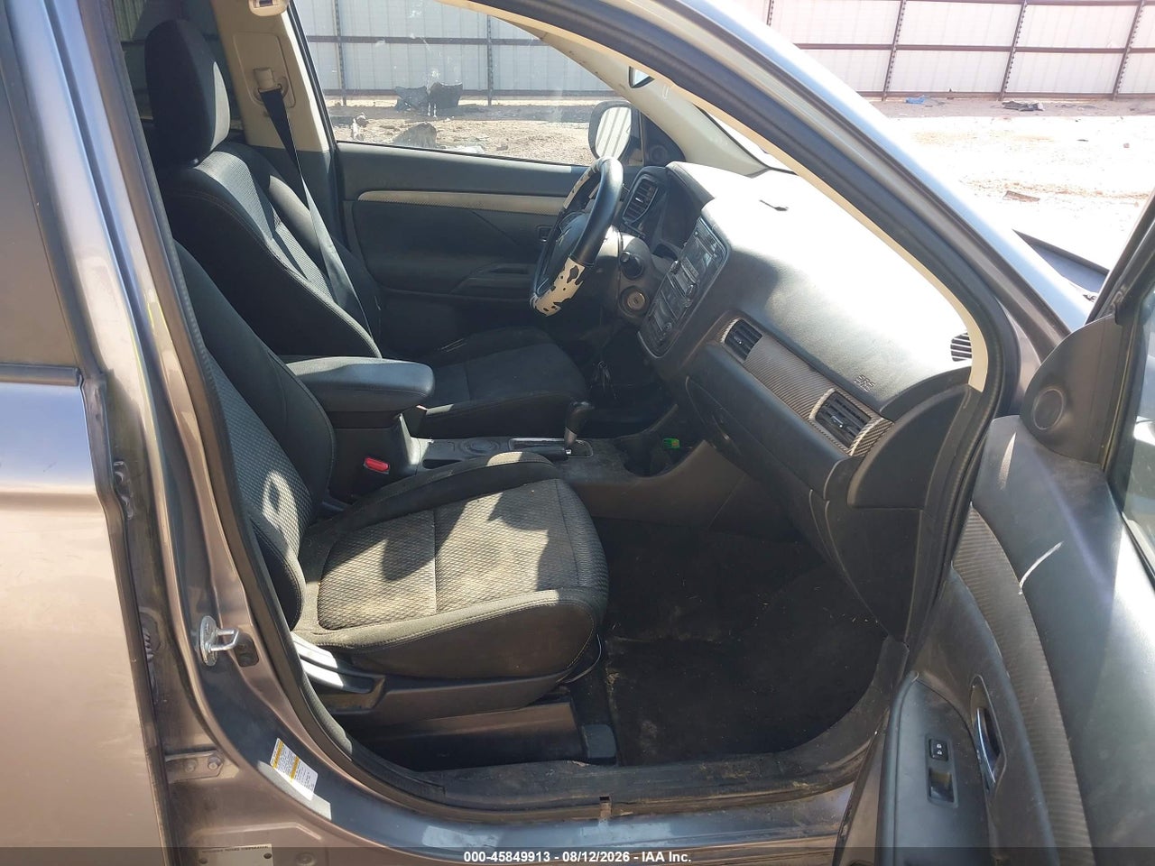 2016 MITSUBISHI OUTLANDER ES · 5/11