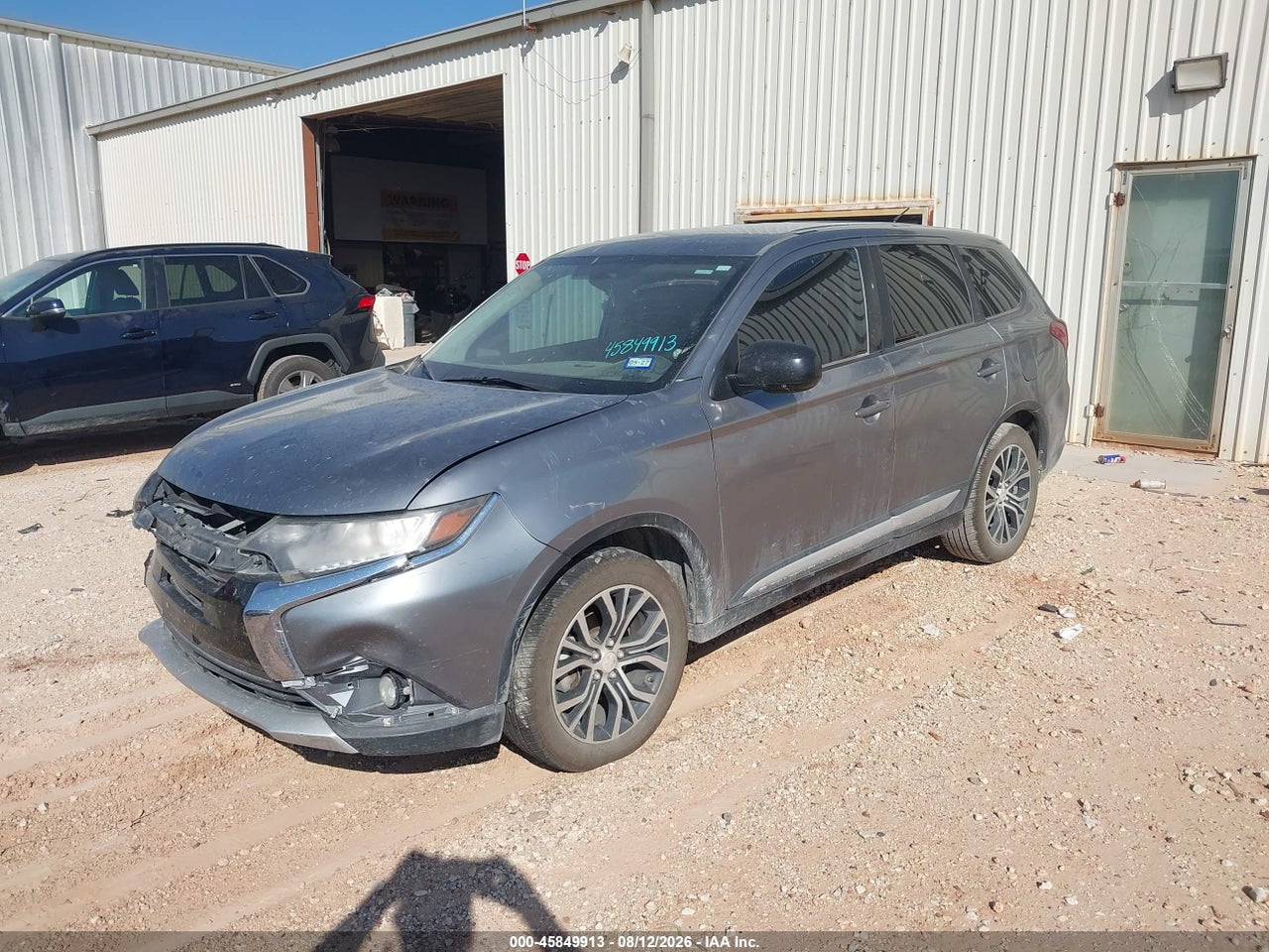 2016 MITSUBISHI OUTLANDER ES · 2/11