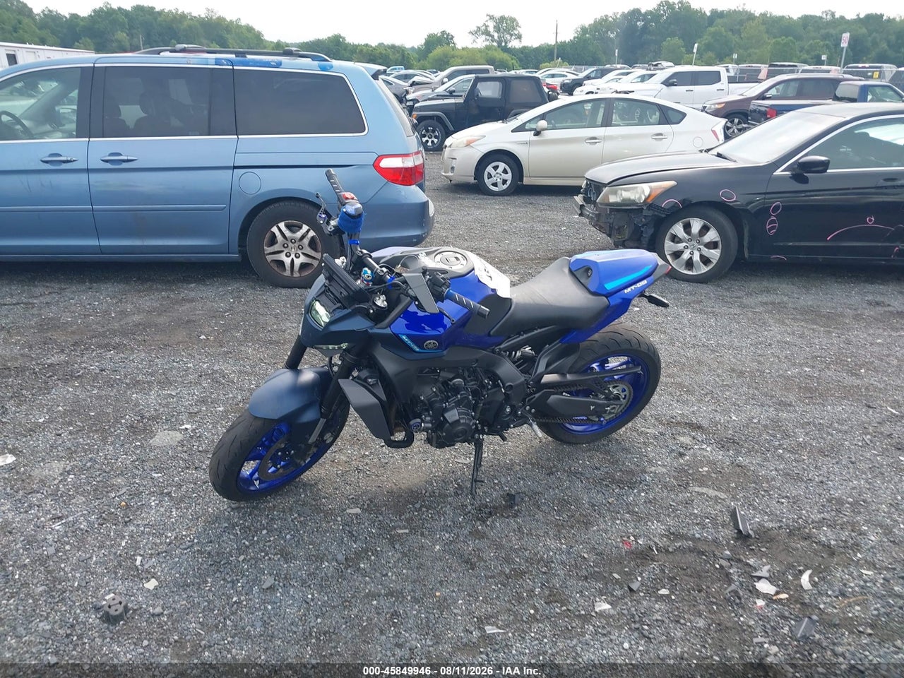 2024 YAMAHA MT09 · 2/11