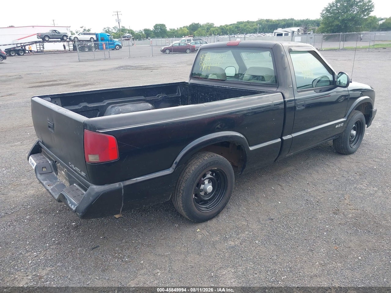1997 CHEVROLET S-10 LS · 4/11