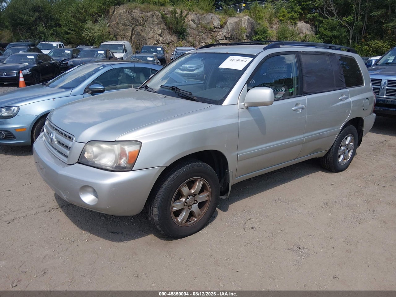 2005 TOYOTA HIGHLANDER V6 · 2/11