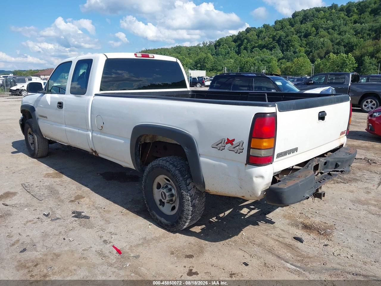 1GTHK29U66E****** · 2006 GMC SIERRA 2500HD WORK TRUCK · 3/11