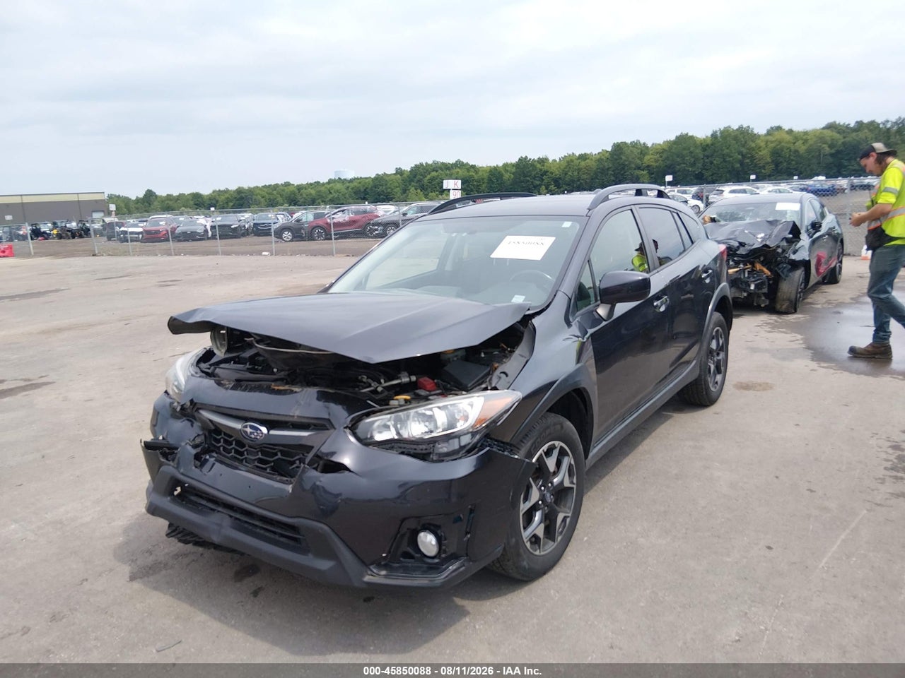 2019 SUBARU CROSSTREK 2.0I PREMIUM · 2/11