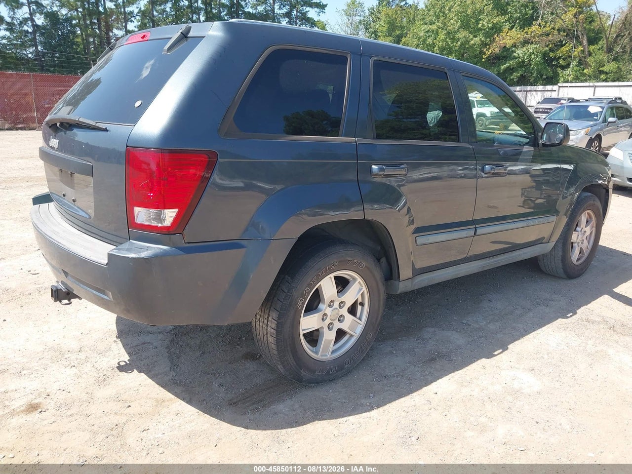 2007 JEEP GRAND CHEROKEE LAREDO · 4/11