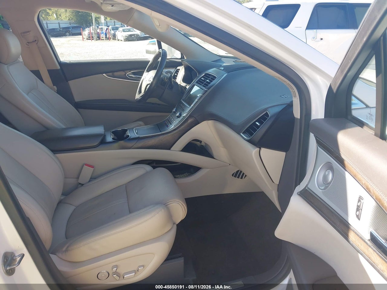 2018 LINCOLN MKX RESERVE · 5/11