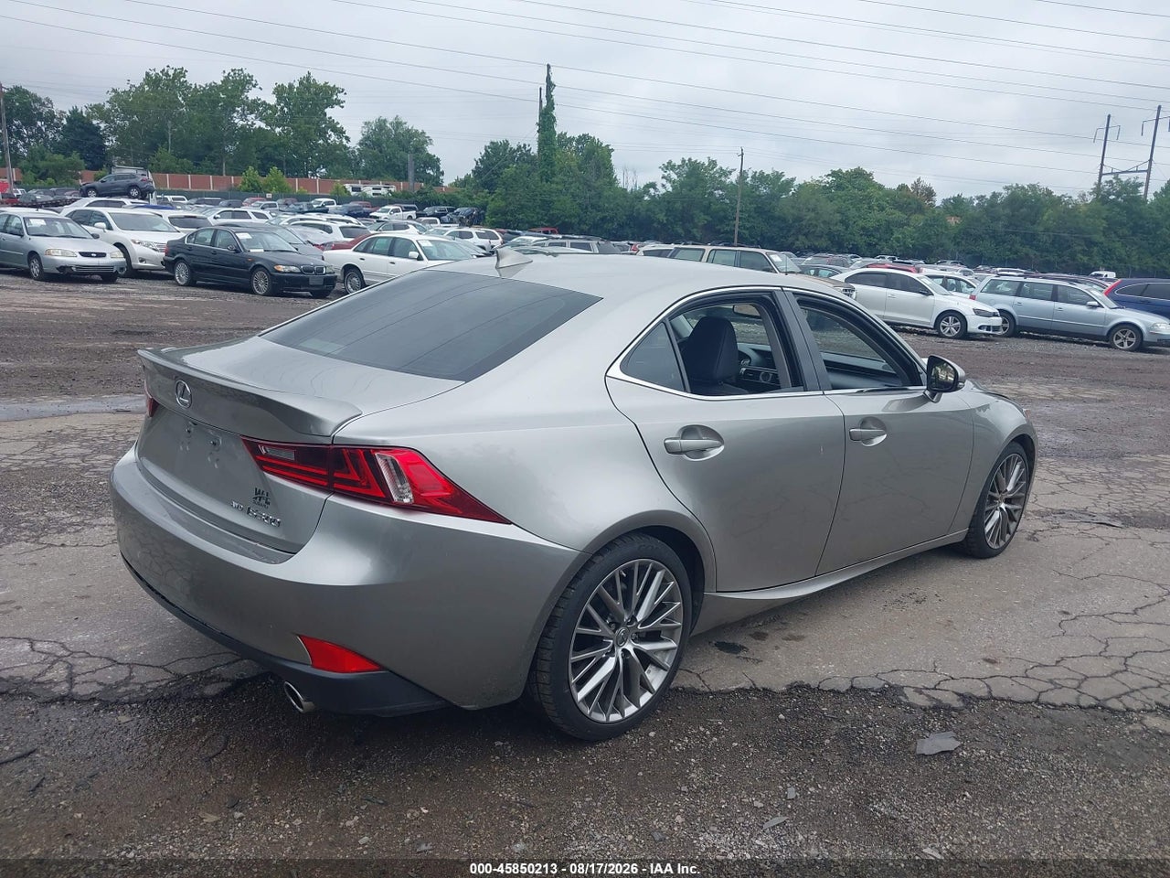 2016 LEXUS IS 300 · 4/11