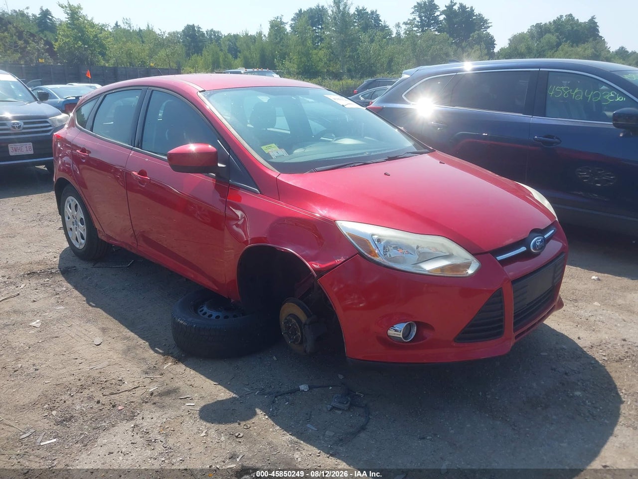 1FAHP3K28CL****** · 2012 FORD FOCUS SE