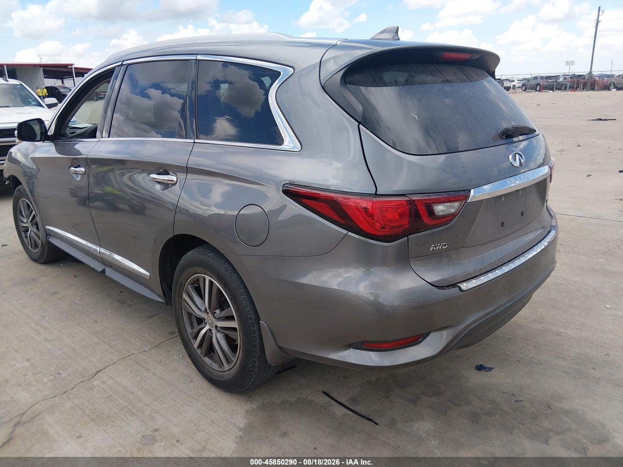 2020 INFINITI QX60 LUXE AWD · 3/11
