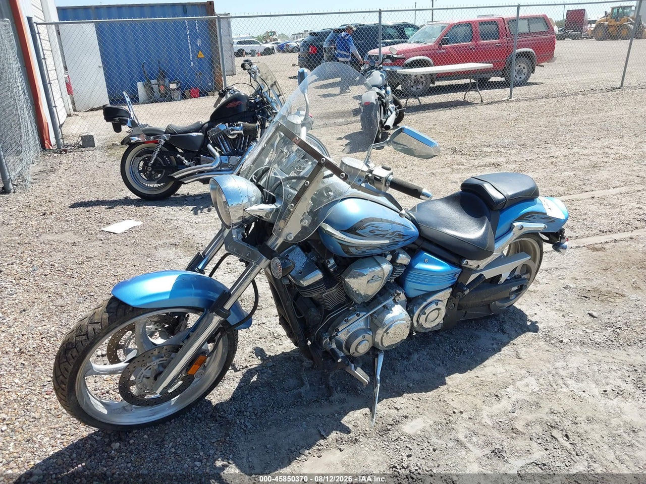 2008 YAMAHA XV1900 CU · 2/10