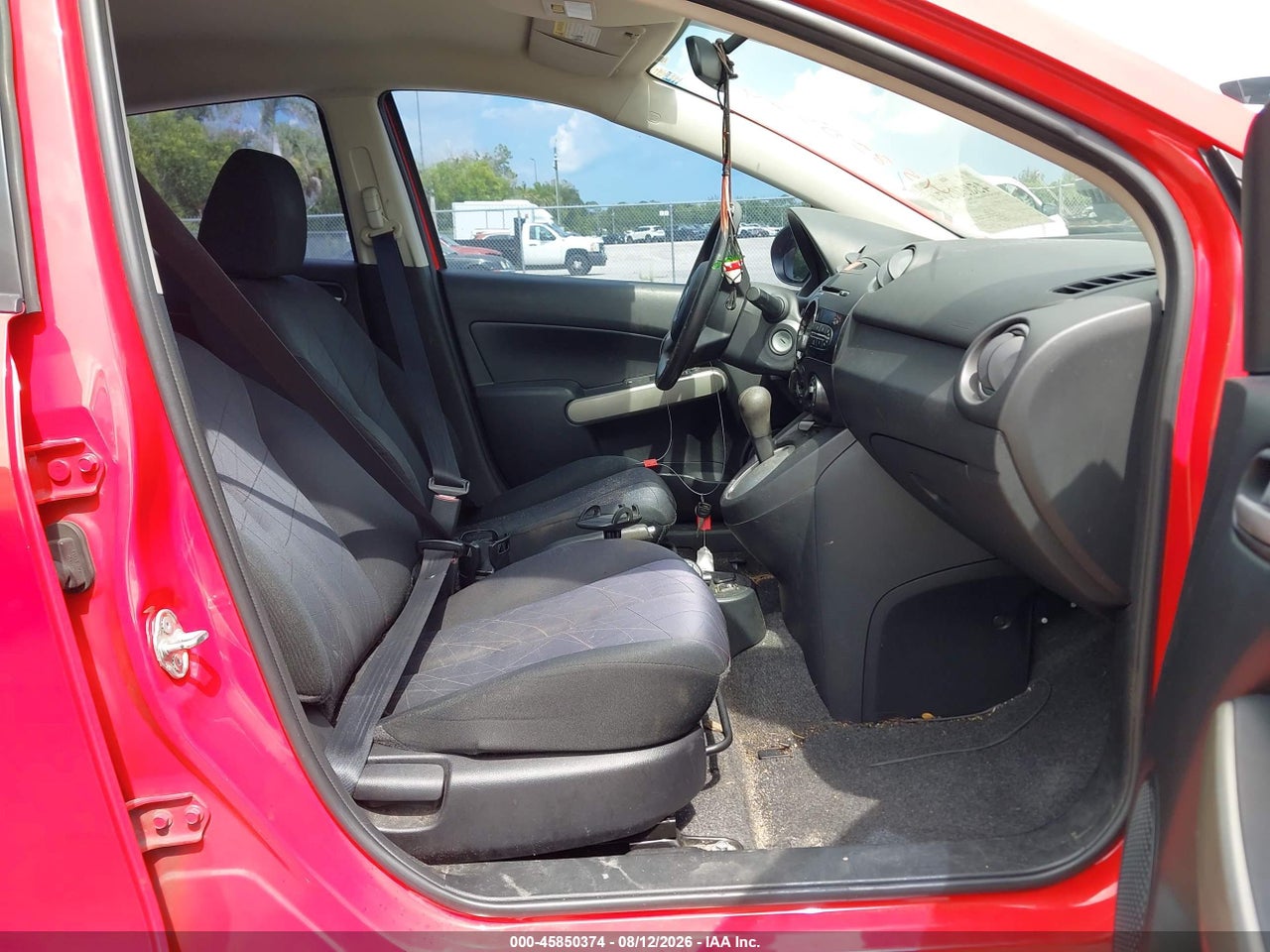 2013 MAZDA MAZDA2 SPORT · 5/11