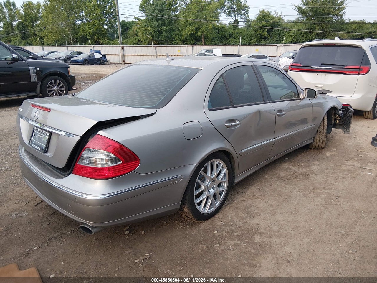2007 MERCEDES-BENZ E 550 · 4/10