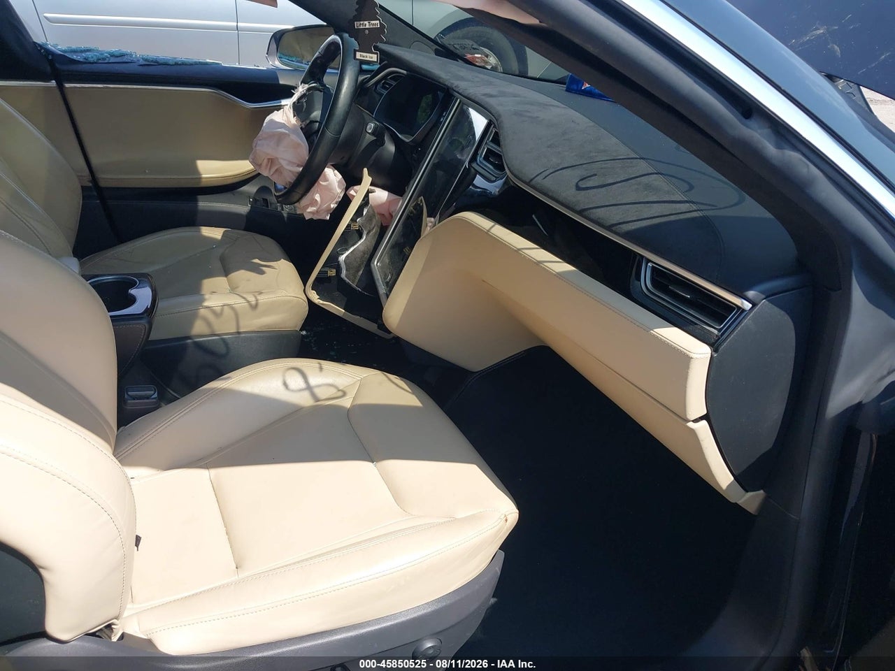 2015 TESLA MODEL S 85D/P85D · 5/9