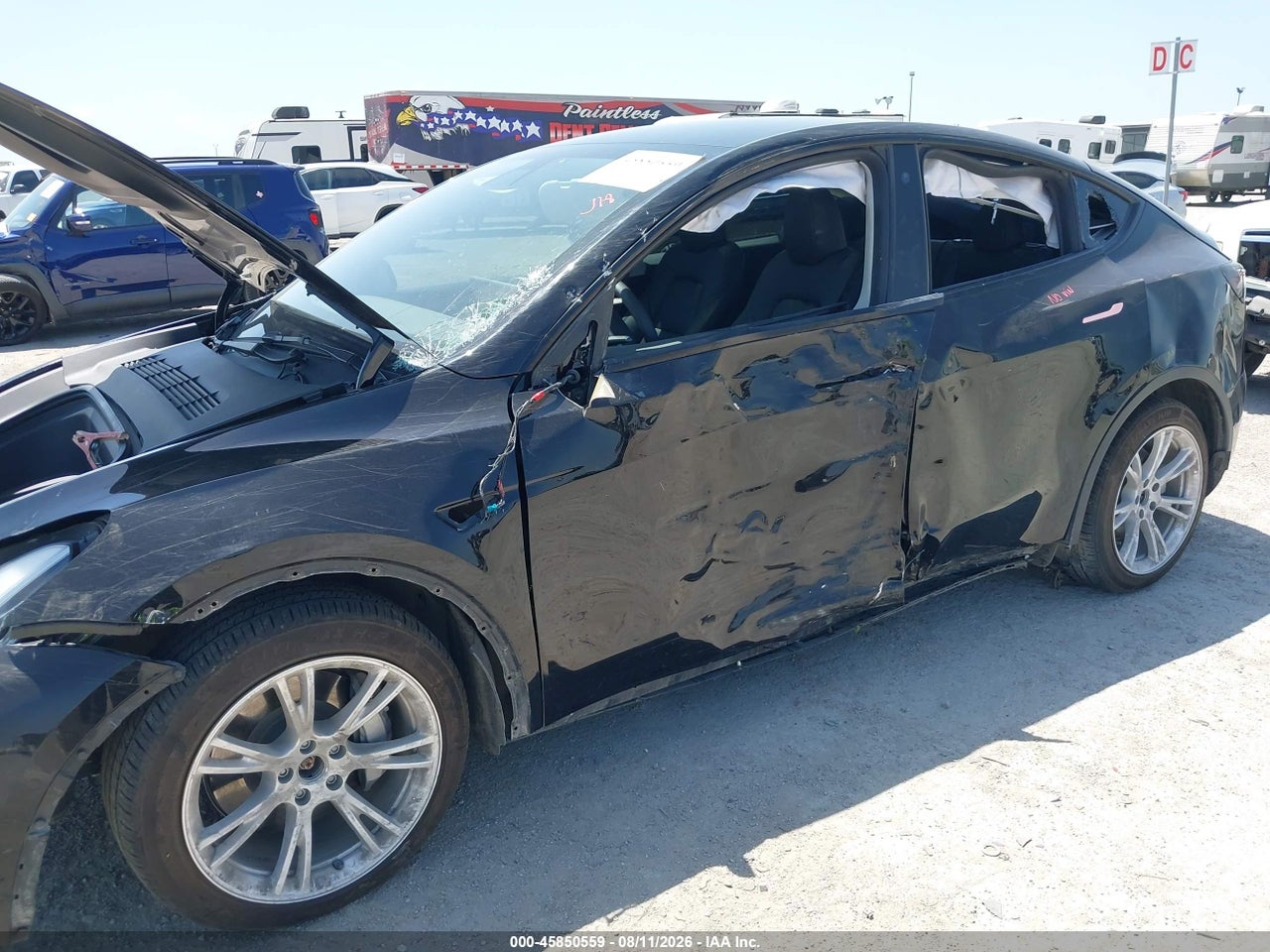 2022 TESLA MODEL Y LONG RANGE DUAL MOTOR ALL-WHEEL DRIVE · 6/8