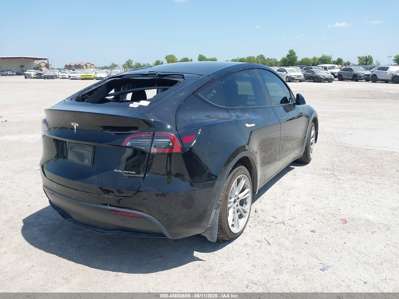 2022 TESLA MODEL Y LONG RANGE DUAL MOTOR ALL-WHEEL DRIVE · 4/8