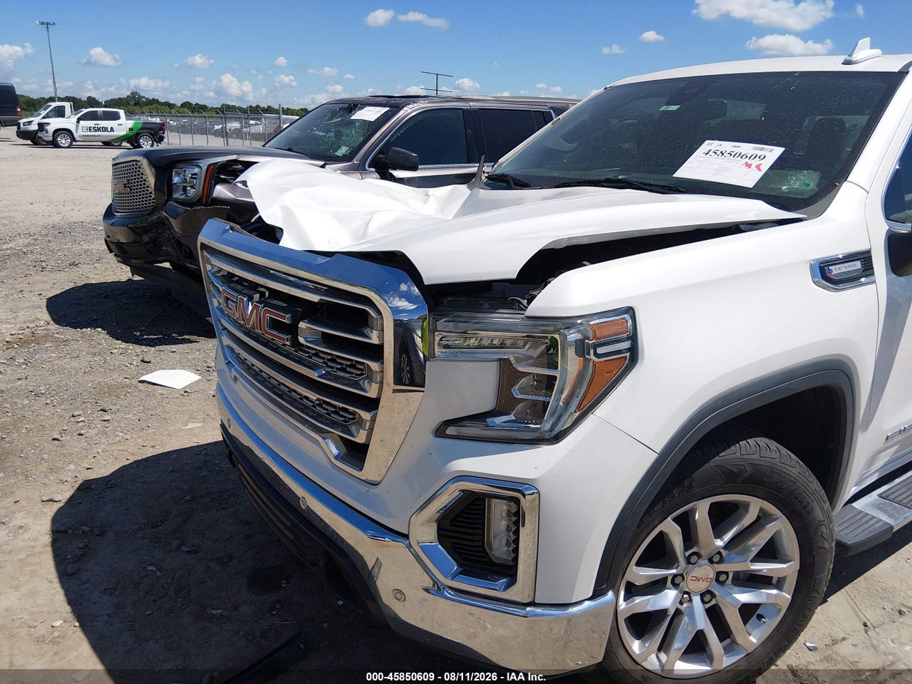 3GTP8DED1MG****** · 2021 GMC SIERRA 1500 2WD  SHORT BOX SLT · 6/10