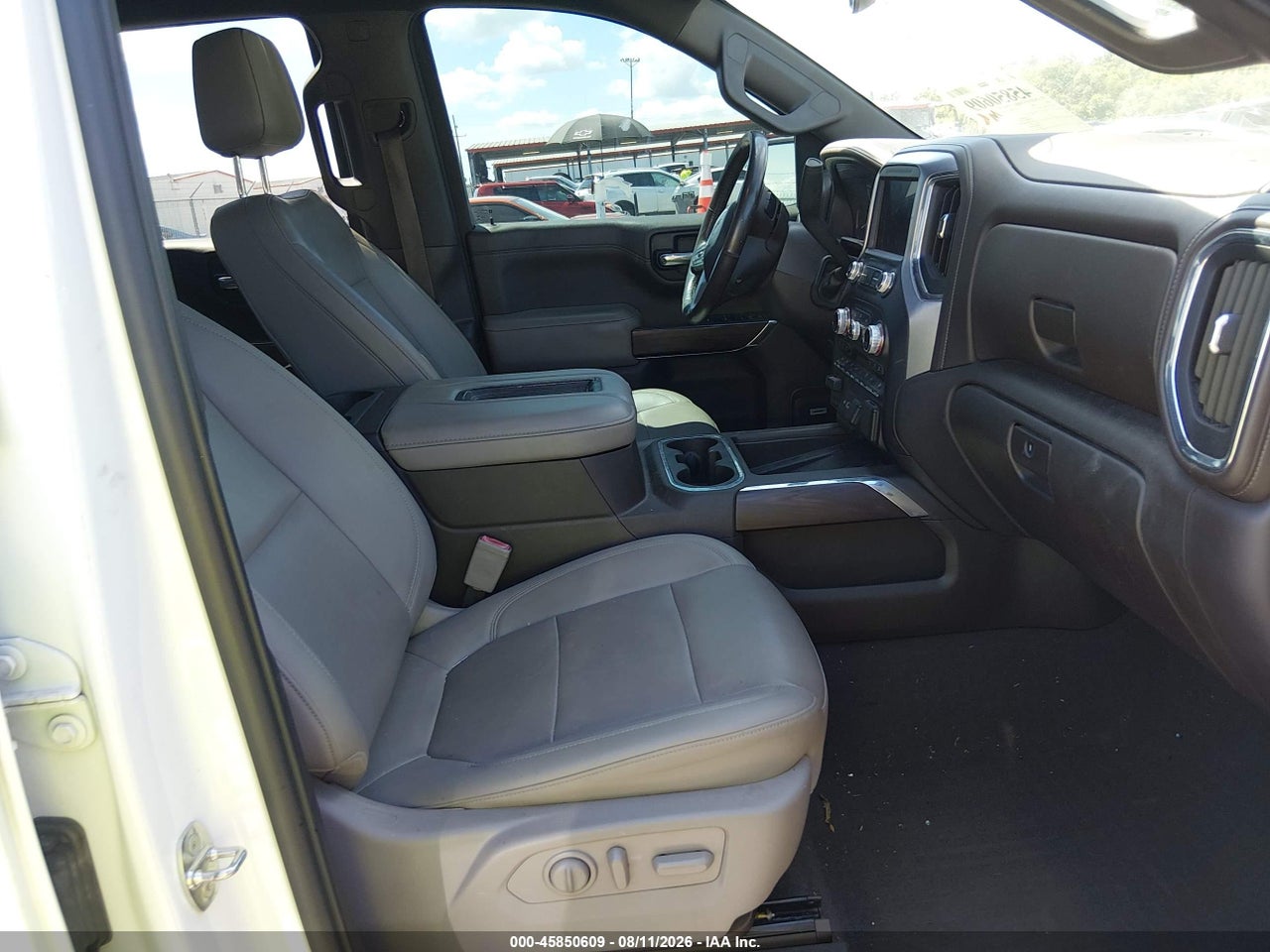 3GTP8DED1MG****** · 2021 GMC SIERRA 1500 2WD  SHORT BOX SLT · 5/10
