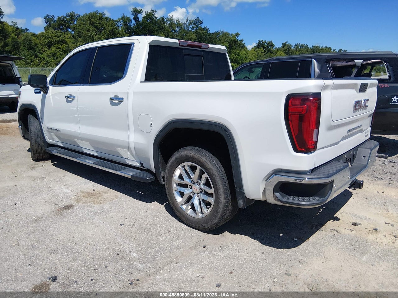 3GTP8DED1MG****** · 2021 GMC SIERRA 1500 2WD  SHORT BOX SLT · 3/10