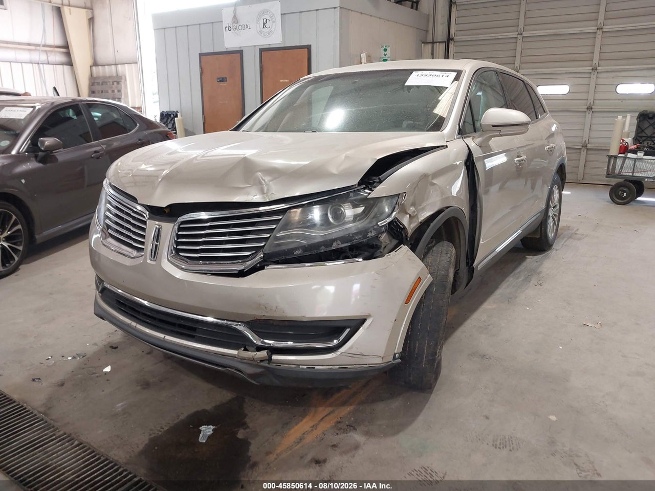 2017 LINCOLN MKX SELECT · 6/10
