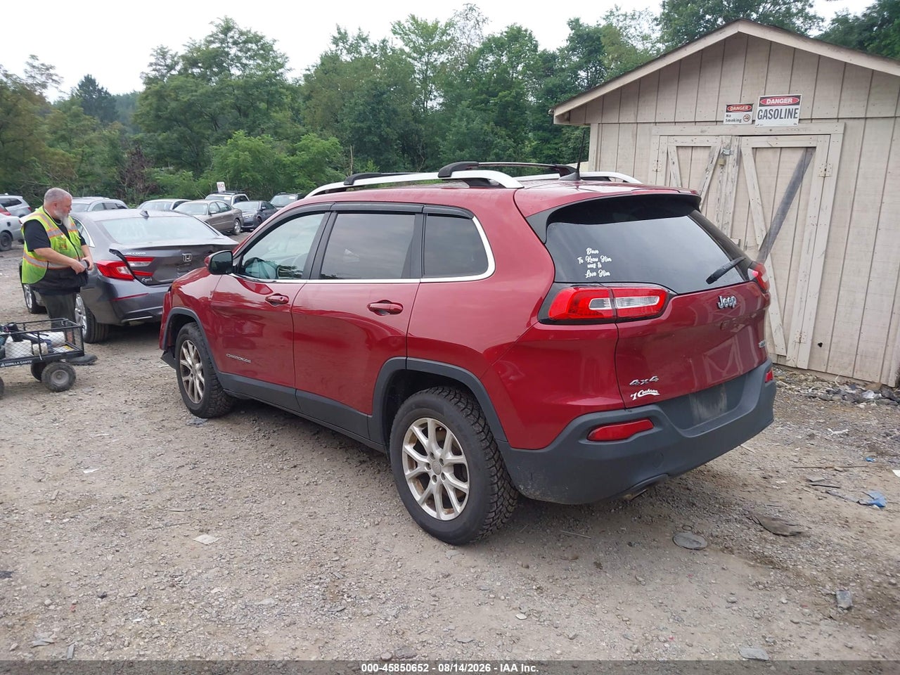 2017 JEEP CHEROKEE LATITUDE · 3/11