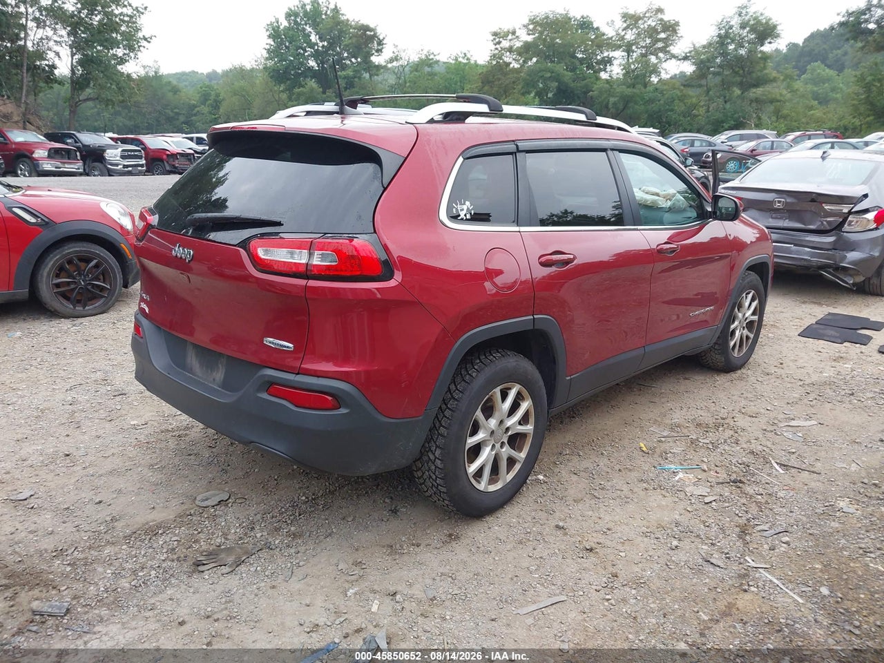 2017 JEEP CHEROKEE LATITUDE · 4/11