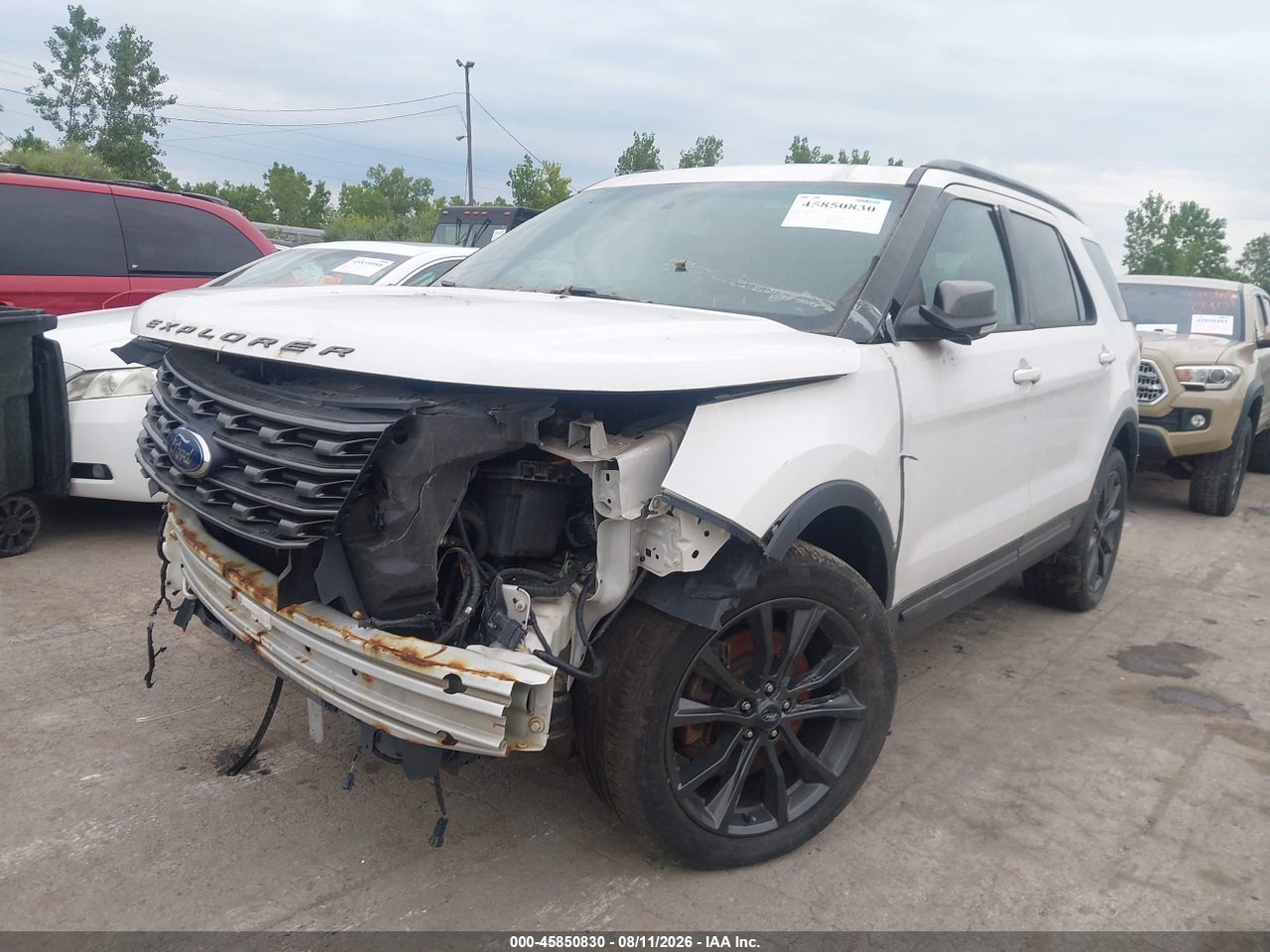 1FM5K8D82HG****** · 2017 FORD EXPLORER XLT · 2/11