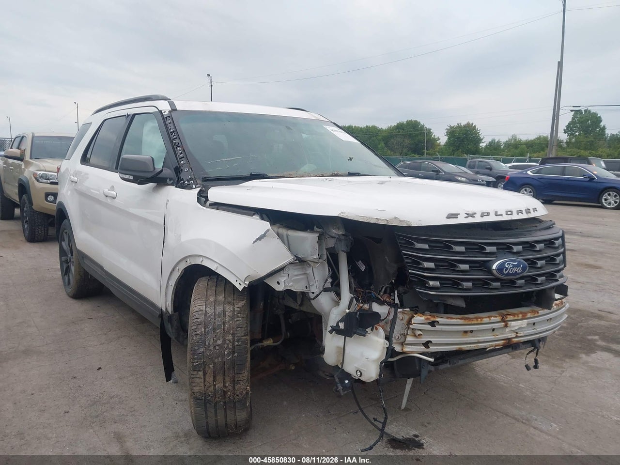 1FM5K8D82HG****** · 2017 FORD EXPLORER XLT