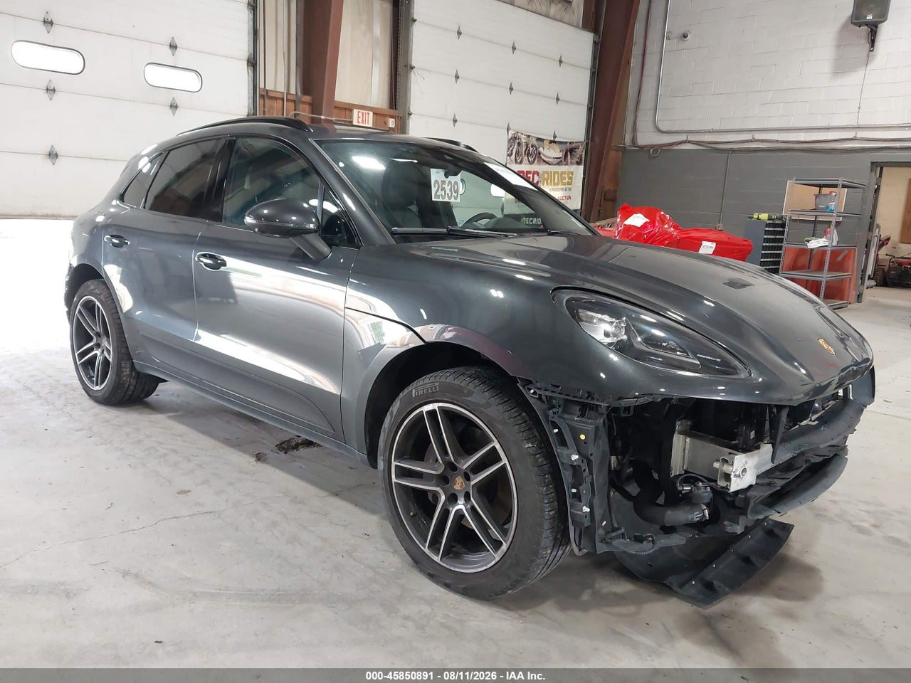 2021 PORSCHE MACAN