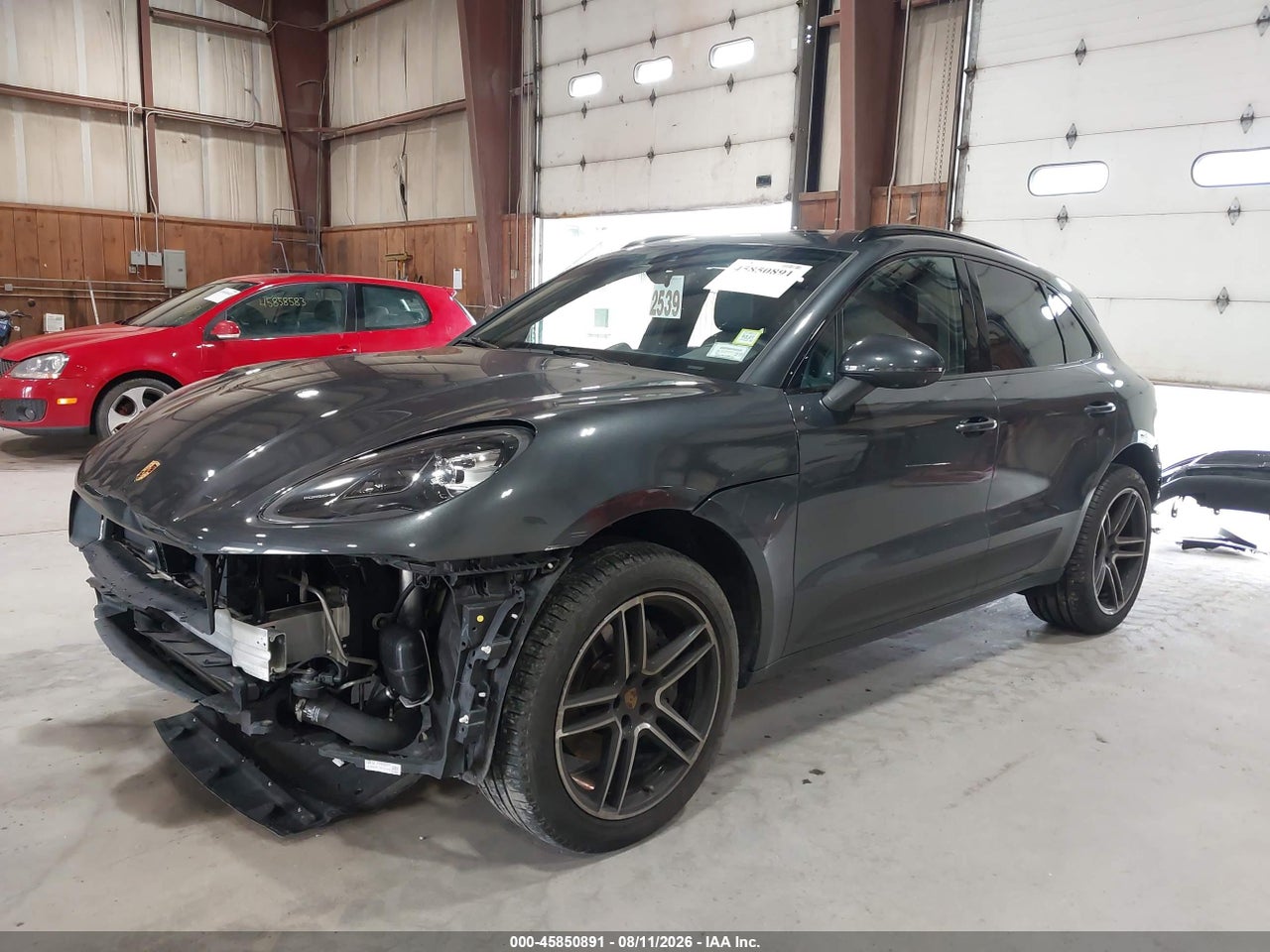 WP1AA2A58ML****** · 2021 PORSCHE MACAN · 2/11